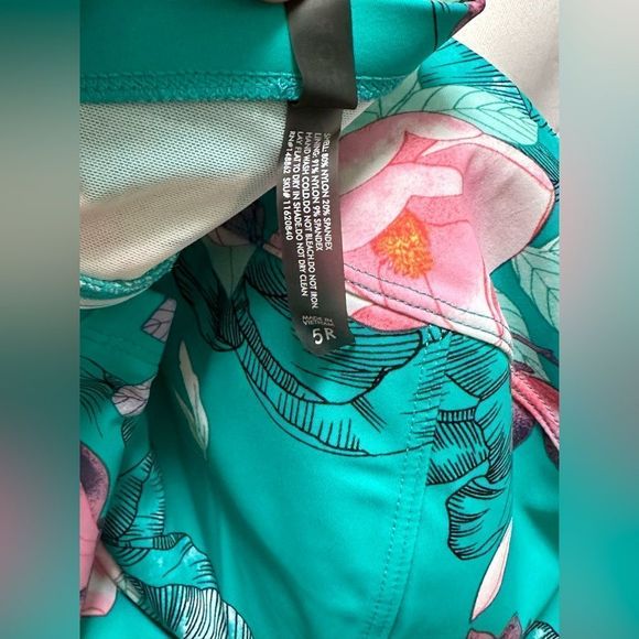 Torrid Aqua Floral Underwire Bikini Top Teal Green Size 5R Convertible Strap - Picture 5 of 8
